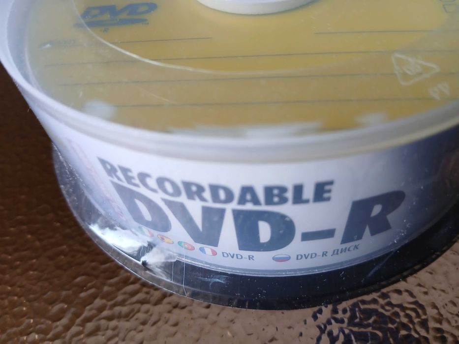 Продавам нови, неразпечатани, записваеми  DVD-R дискове