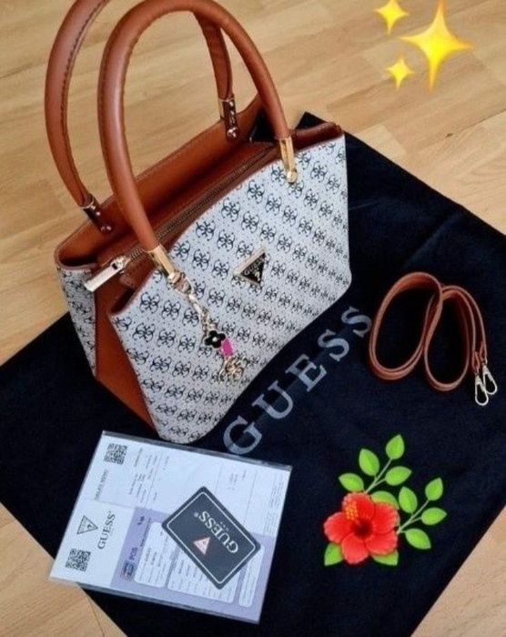 Geanta Guess, material textil, super calitate, logo metalic, saculet, etichetă incluse