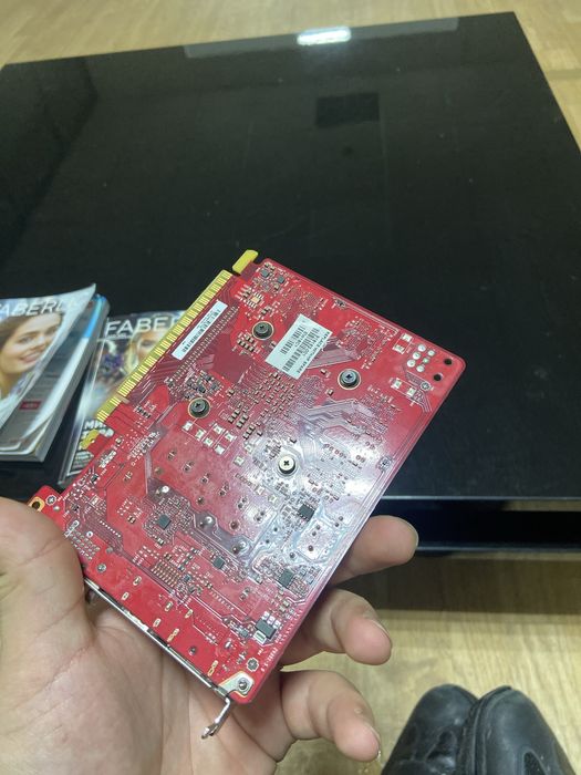 1050 видеокарта!