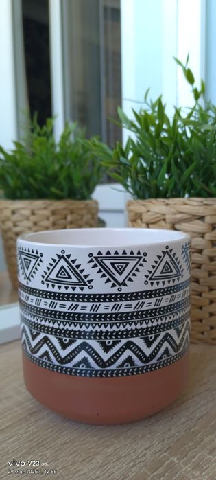 Горшки для цветов