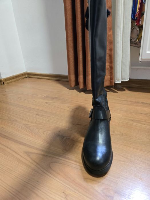 Cizme inalte negre din piele, 38