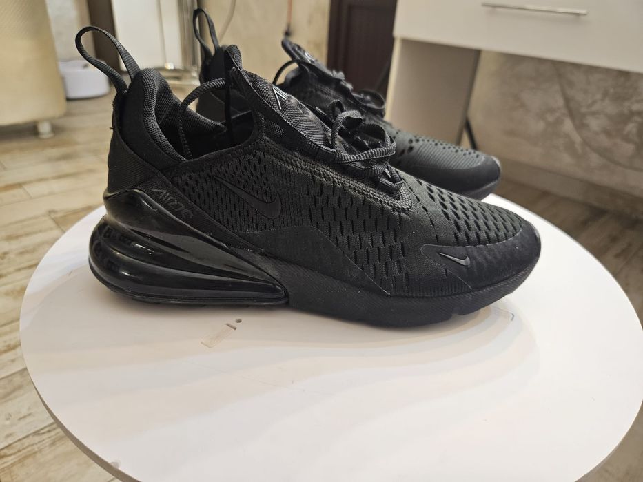 Nike air max 270 damă (noi, mărimea 38.5)