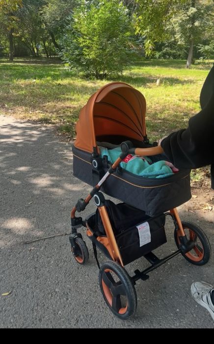 Продам коляску 2в1