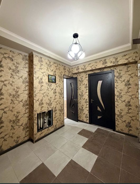 Продам 2/1/4 Ц-5 ор. Ресторан Лали (На Небе)