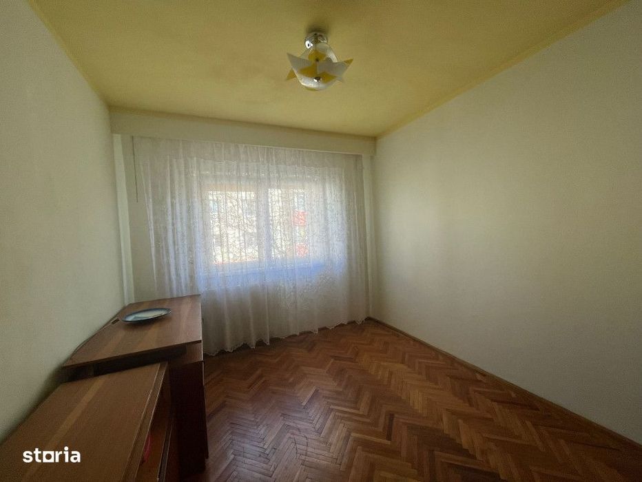Apartament cu 3 camere decomandate 2 bai Turnisor