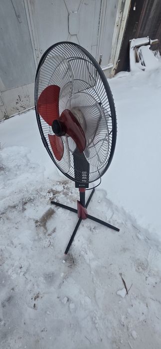 Продам Вентилятор торг есть