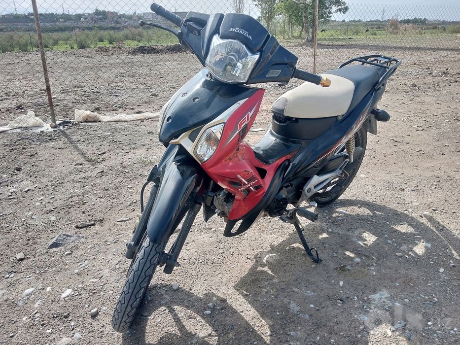 Продаётся оригинал honda doris очень шустрым опять
