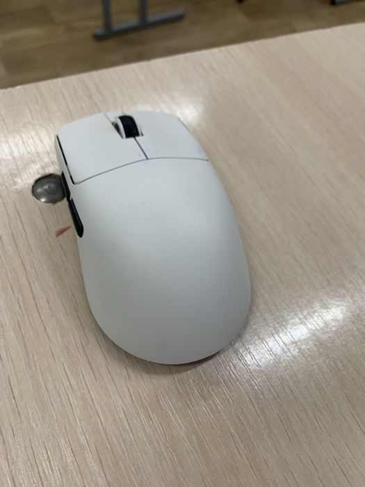 Продам мышку VXE R1 SE+