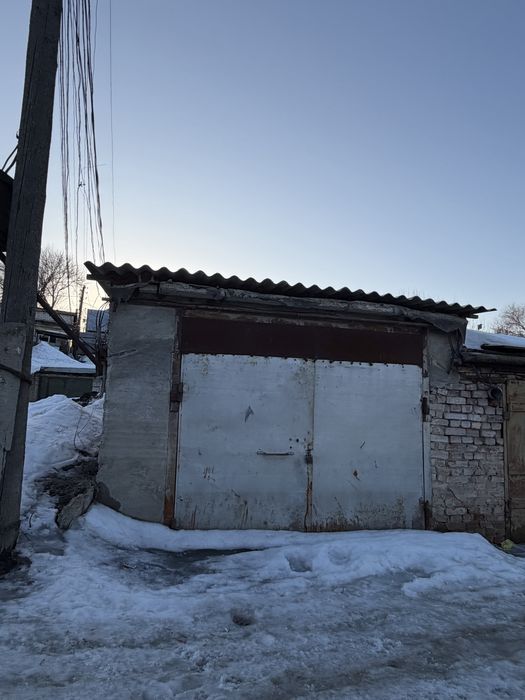 Продам гараж возле рынка