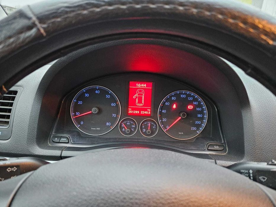 Golf 5 1.4 16V benzina, 2008