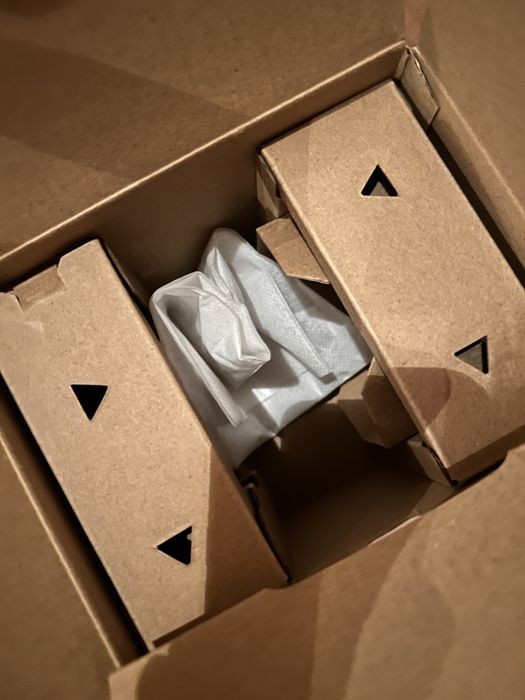 Продаётся Tamron 20–40mm f/2.8 (Sony E)