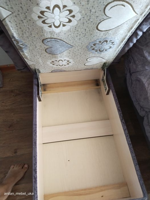 Продам кресло-кровать с пуфиком