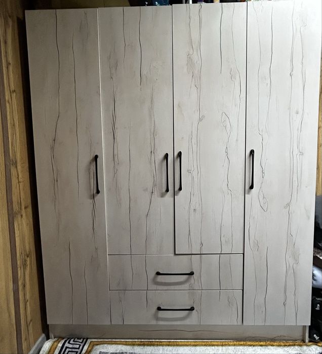продам новый шкаф