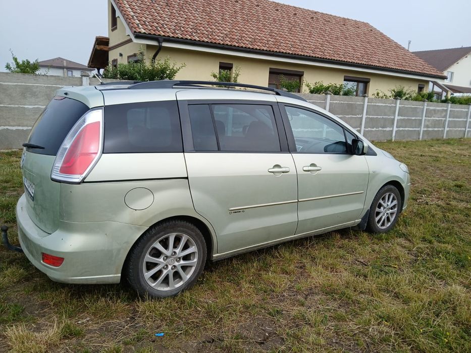 Vând Mazda 5 - 7 locuri