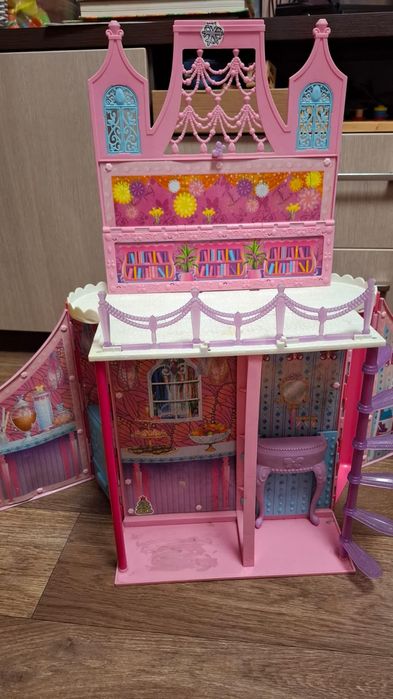 Барби и домики для Барби ( Mattel)