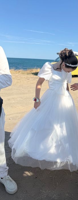 Детска булченска рокля