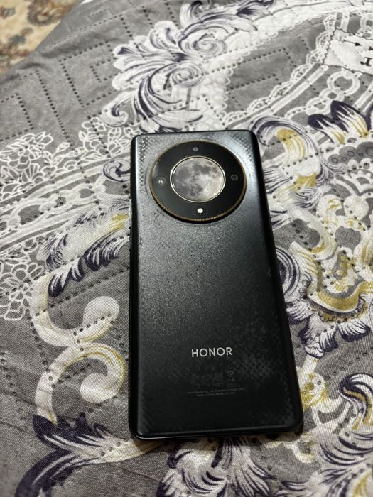 Продам сотовый телефон хонор