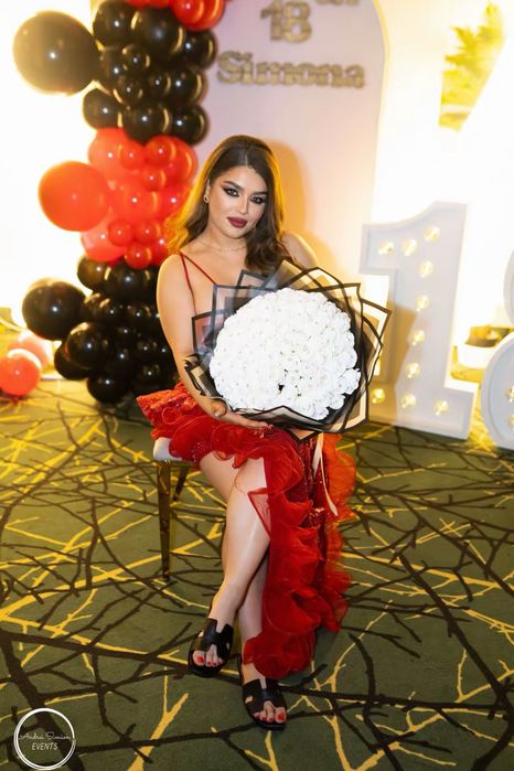 Vand rochie purtata o singura data