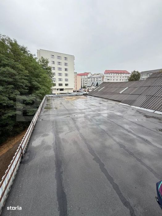 Spatiu multifunctional, 734 mp utili, teren 449 mp, Suceava