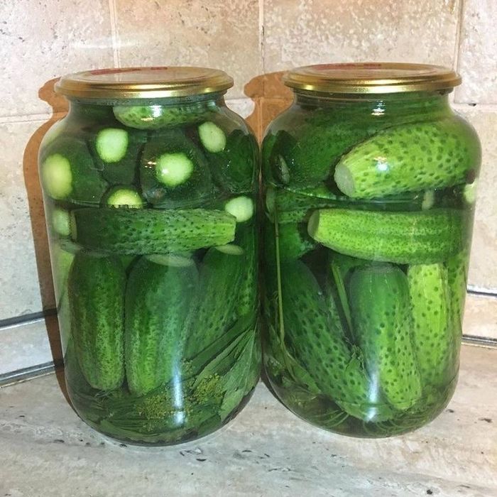 Соленые огурцы домашние
