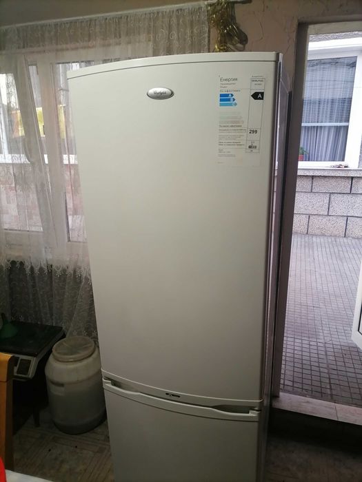 Хладилник Whripool