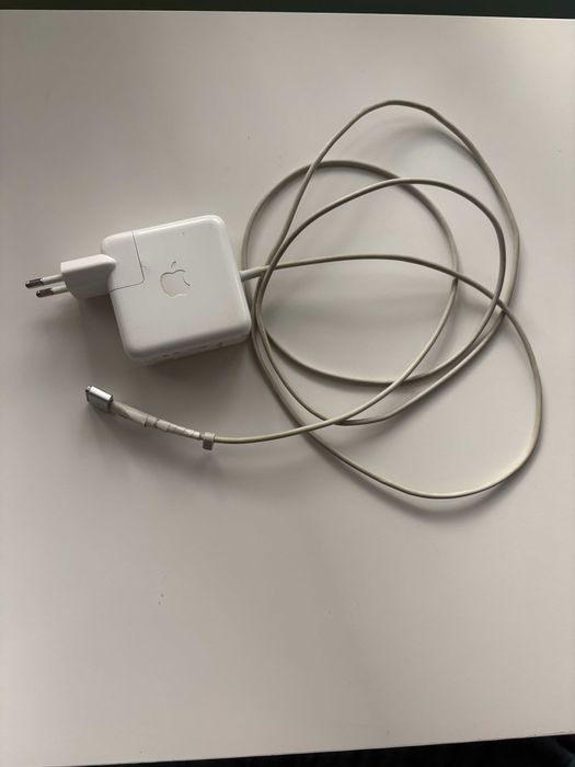 Macbook Air 13'' (Макбук Еър 13 инча)