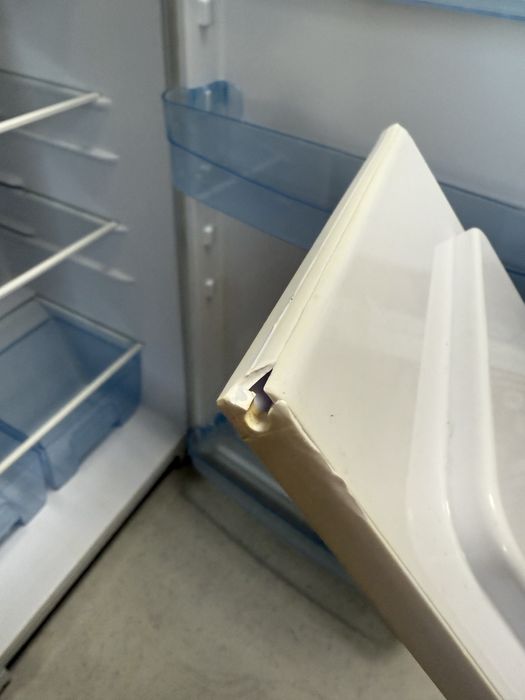 Холодильник Бирюса