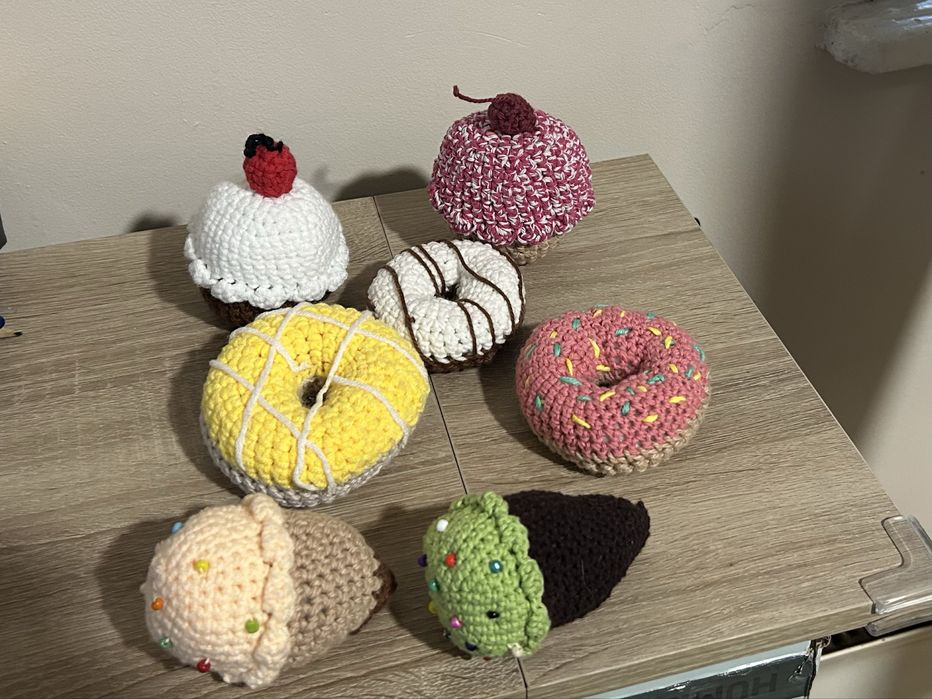 Плетени играчки - донът, мъфин, сладолед