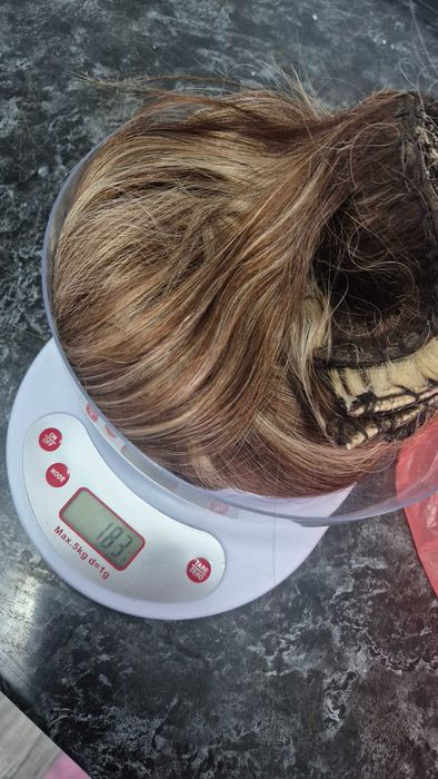 Естествена коса ,готова за поставяне ,перфектно състояние