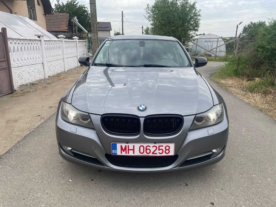 BMW 3 Series 2011