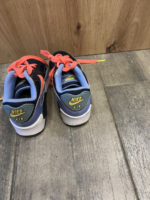 Nike маратонки 28 номер