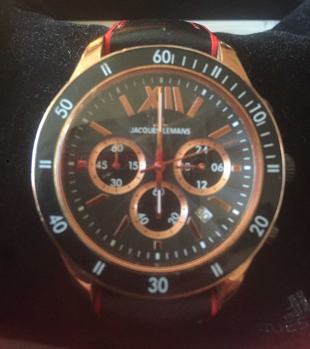 Продавам часовник JACQUES LEMANS JL.AC VD 53