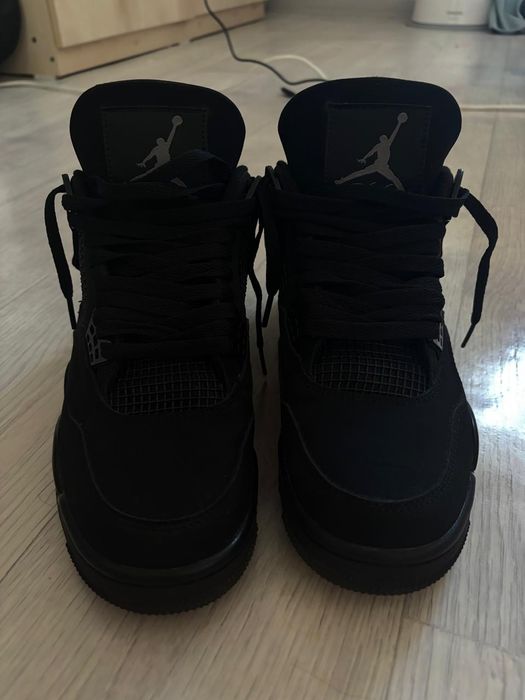 Nike Air Jordan 4 black cat