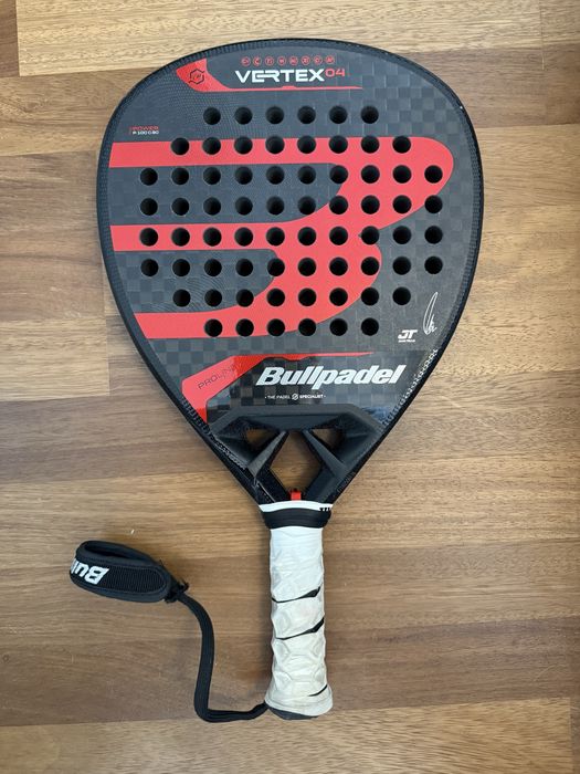Racheta Bullpadel Vertex 04