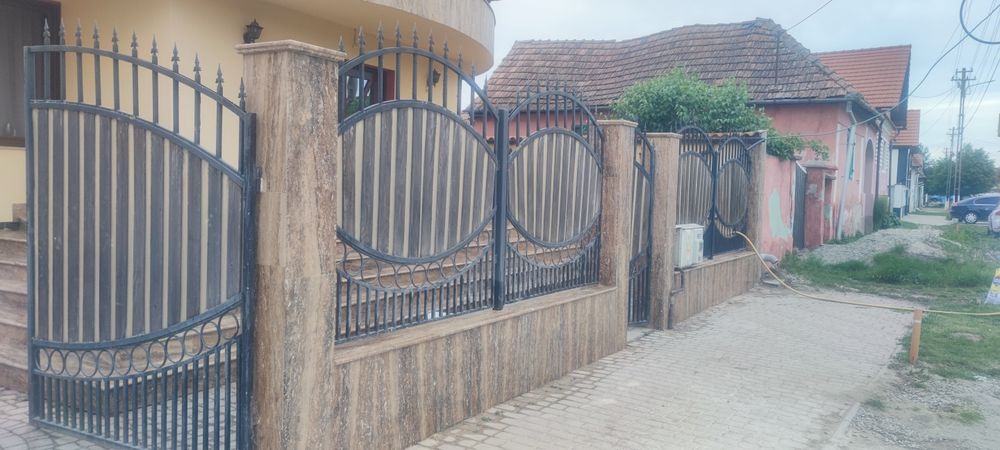 Marmură, granit, travertin