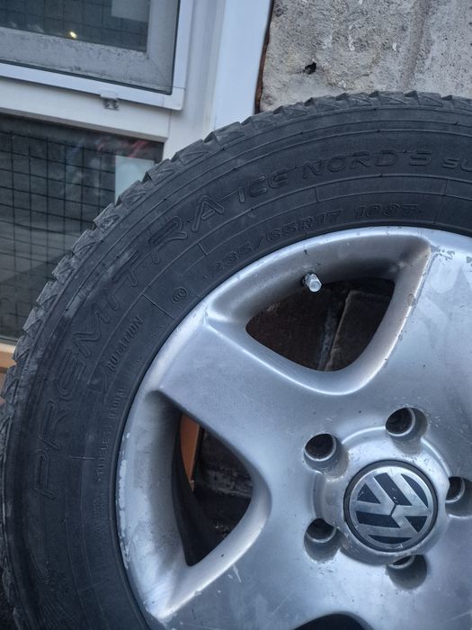 Maxxis шипы 235/65/17
