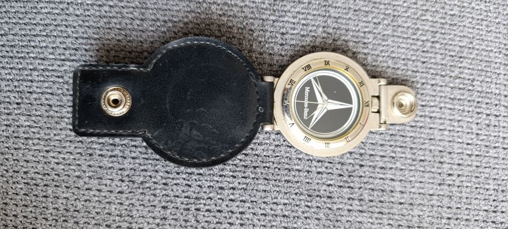 Часовник на Мерцедес