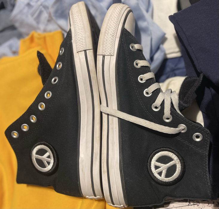 CONVERSE. Bascheti 41,5/42