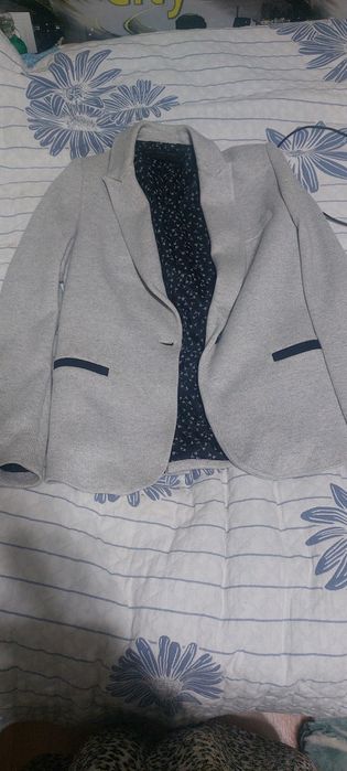 Продам пиджаки по 5 000 тенге