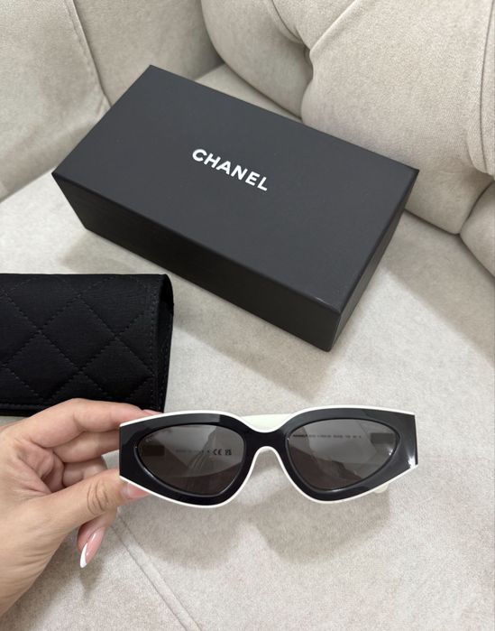 Солнцезащитные очки Шанель