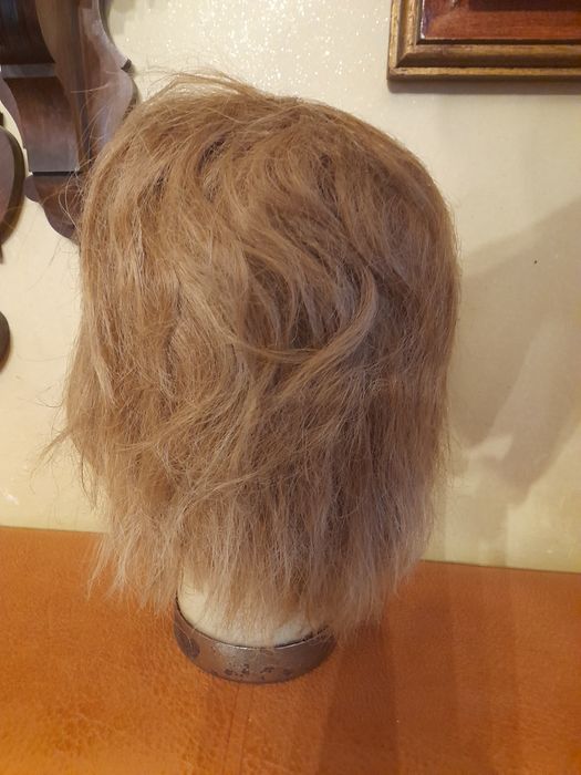 Manechin cap de fetiță vintage, deosebit