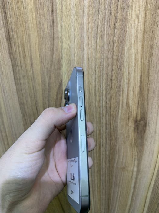 Iphone 15 pro natural 128 gb 88%