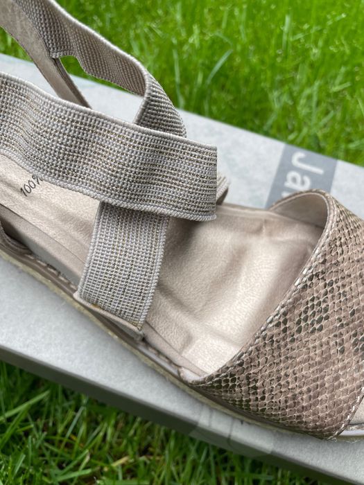 Дамски сандали Jana, 38 номер