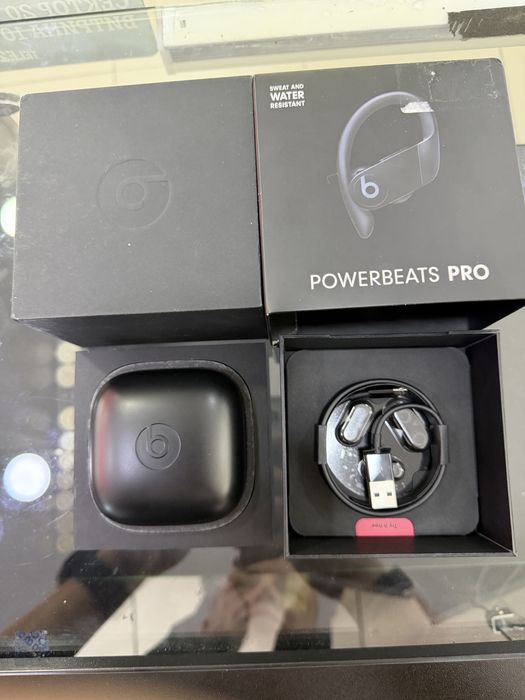 PowerBeats Pro “Black” ZML