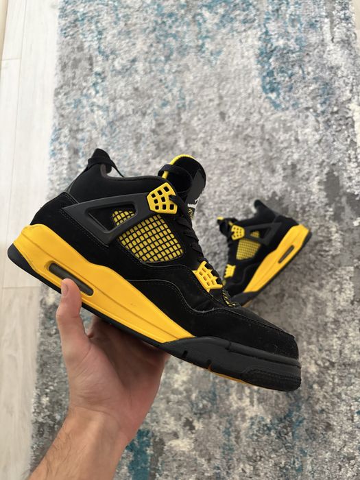 jordan 4 yellow thunder