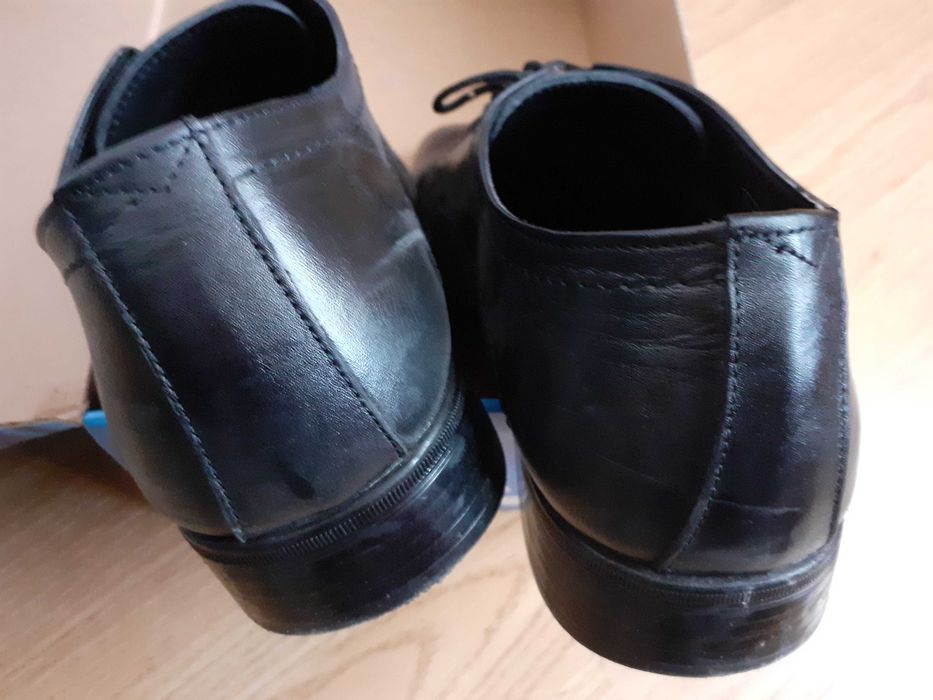 Официални обувки