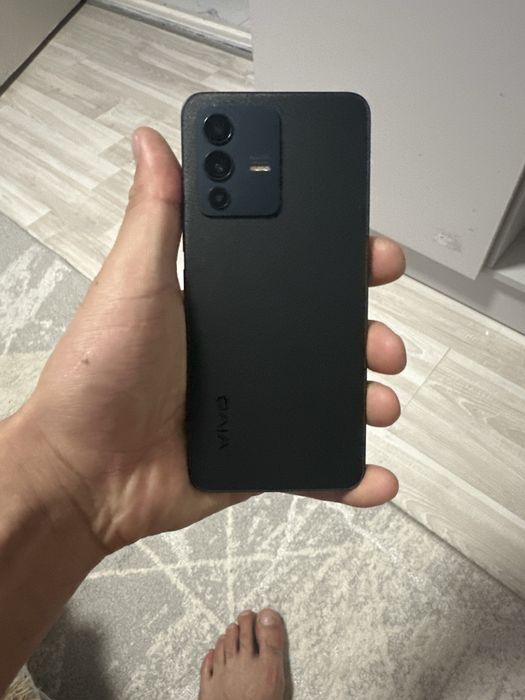Продам Vivo V23 5G