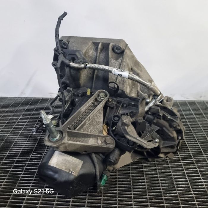 Cutie de viteze Nissan Qashqai Facelift 1.6 Benzina 2010 - 2013 117CP Manuala 5 Trepte ...