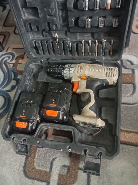 Шуруповёрт шуруповёрт