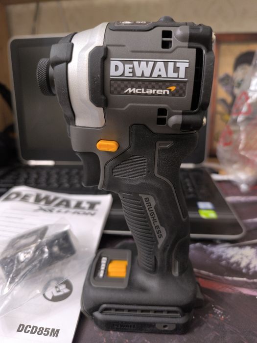 DeWalt DCF85M McLaren